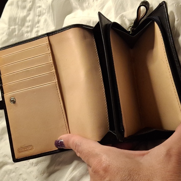 COACH VINTAGE BIFOLD CANVAS WALLET - Picture 4 of 5